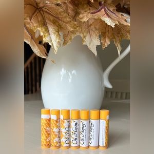 Organic honey lanolin peppermint lipbalm